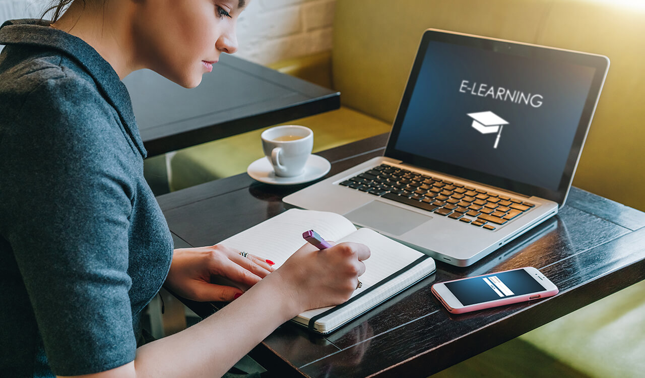  Online Uzmanlık Eğitim Programları